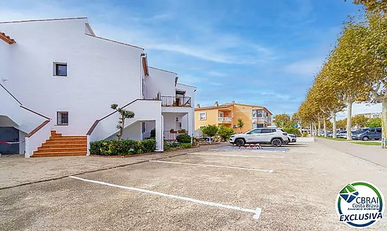 BAHIA Apartamento con terraza y parking exterior en excelente ubicación, a 150 m de la playa y con l