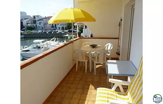 Appartement sur la Marina dans un cadre pittoresque avec terrasse de 12 m2