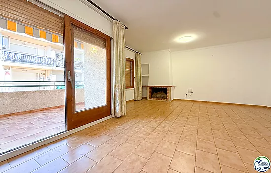 Apartment for Sale in Roses