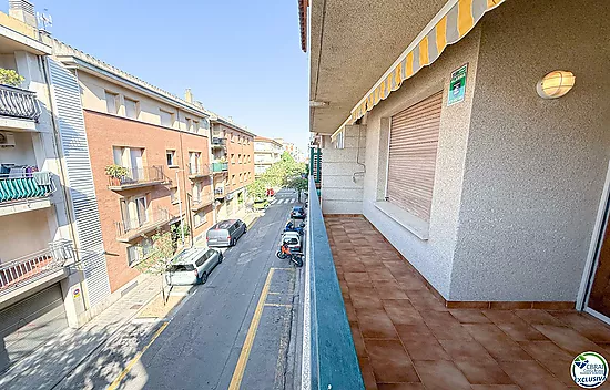 Apartment for Sale in Roses
