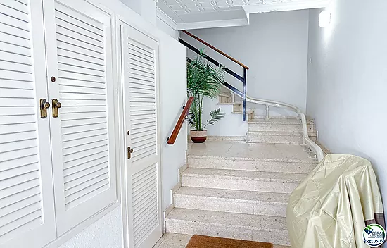 Apartment for Sale in Roses