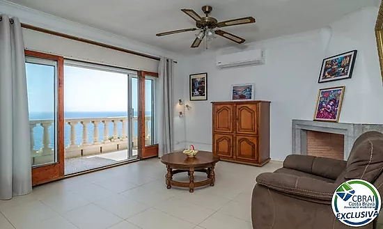 Exclusive villa with spectacular panoramic sea views in El Port de la Selva
