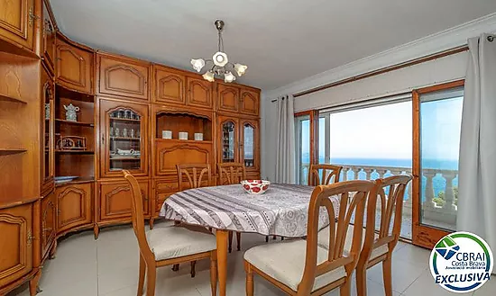 Exclusive villa with spectacular panoramic sea views in El Port de la Selva