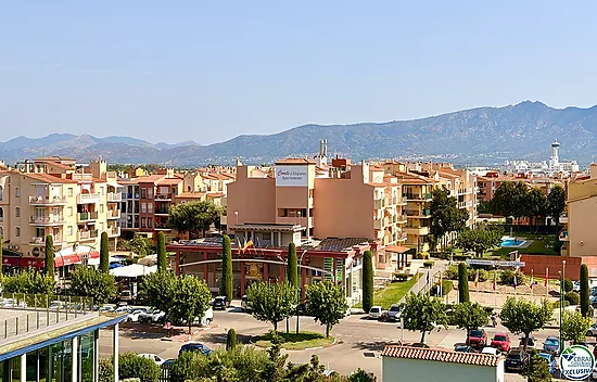 Fully renovated apartment just 100 metres from the beach Tourist licence