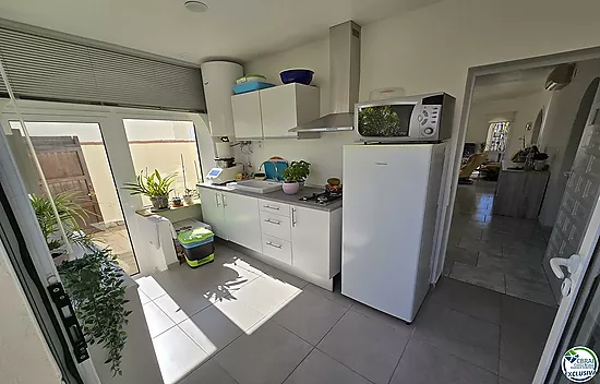House with pool and tourist license - Peni area