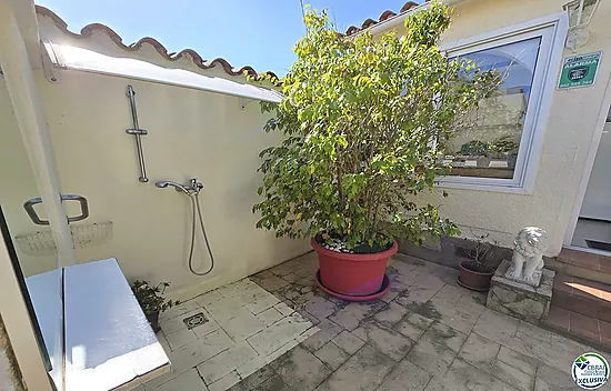 House with pool and tourist license - Peni area