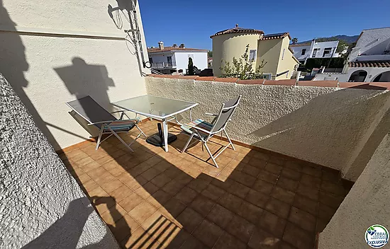 House with pool and tourist license - Peni area
