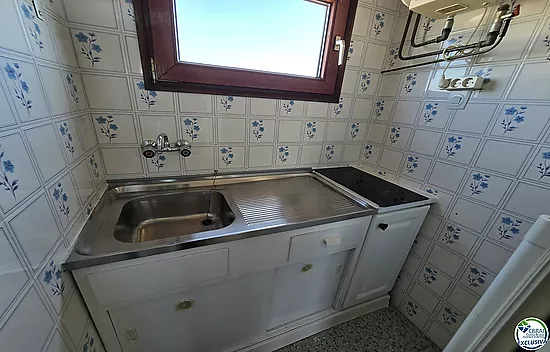 House with pool and tourist license - Peni area