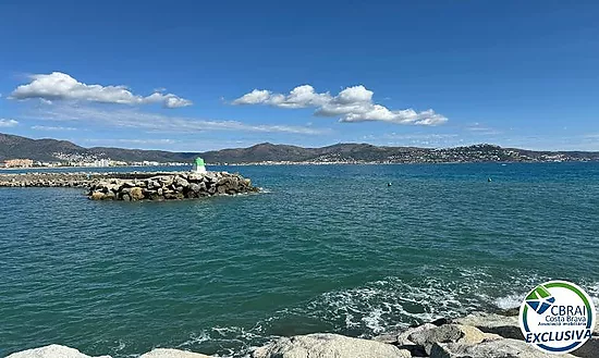 PORT GREC NAUTICA Large studio with sleeping cabin for renovation, with views of the main canal in E