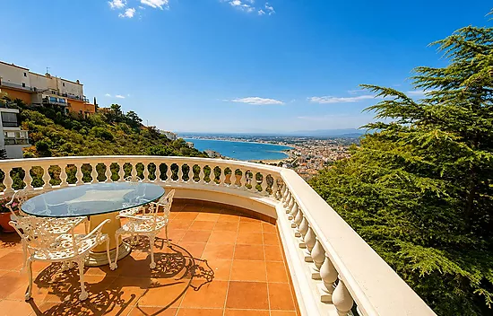 Villa Romántica – Romance, charm, tranquillity and exceptional views over Roses, the Mediterranean a