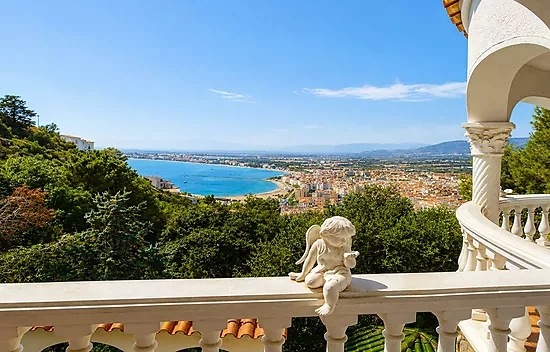 Villa Romántica – Romance, charm, tranquillity and exceptional views over Roses, the Mediterranean a
