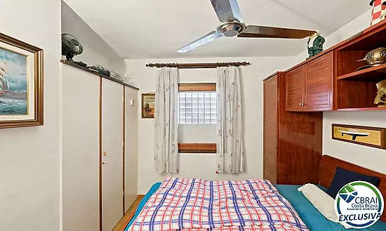 POBLAT TÍPIC Charmant appartement en plein cœur d’Empuriabrava, à seulement 400 m de la plage