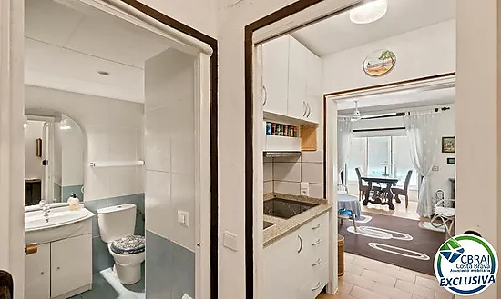 POBLAT TÍPIC Charmant appartement en plein cœur d’Empuriabrava, à seulement 400 m de la plage