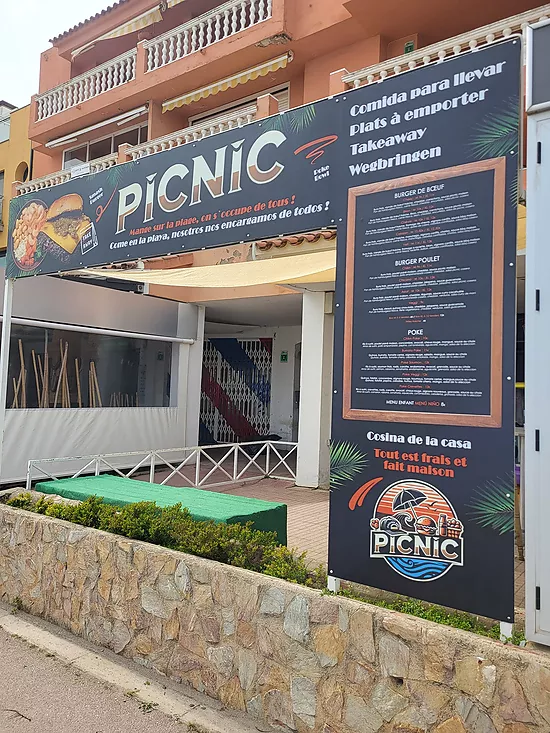 LOCAL EN TRASPASO FRENTE AL MAR – PASEO MARÍTIMO DE EMPURIABRAVA
