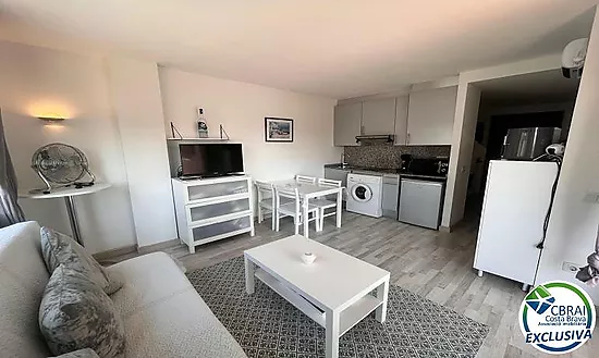 PORT CANIGÓ II Elegant 1-bedroom apartment with terrace and canal views
