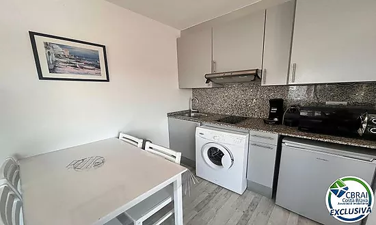 PORT CANIGÓ II Elegant 1-bedroom apartment with terrace and canal views