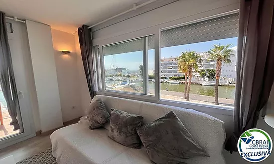 PORT CANIGÓ II Elegant 1-bedroom apartment with terrace and canal views