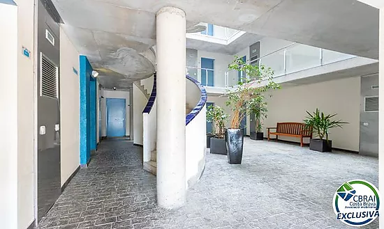 PORT CANIGÓ II Elegant 1-bedroom apartment with terrace and canal views
