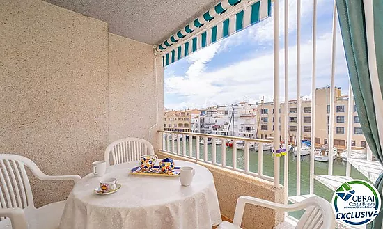 PORT MOXÓ Charming 2-bedroom apartment with canal views, solarium and private outdoor parking