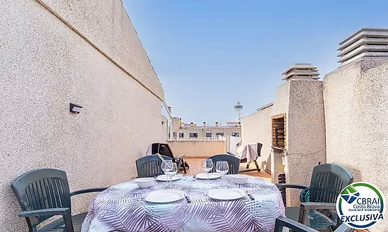 PORT MOXÓ Charming 2-bedroom apartment with canal views, solarium and private outdoor parking