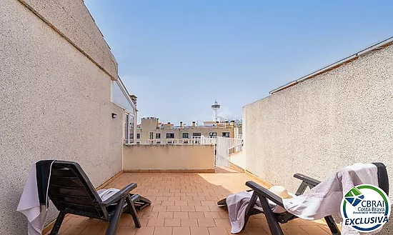 PORT MOXÓ Charming 2-bedroom apartment with canal views, solarium and private outdoor parking