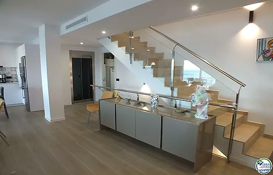 Casa en Roses,  3 habitaciones, 250 m2