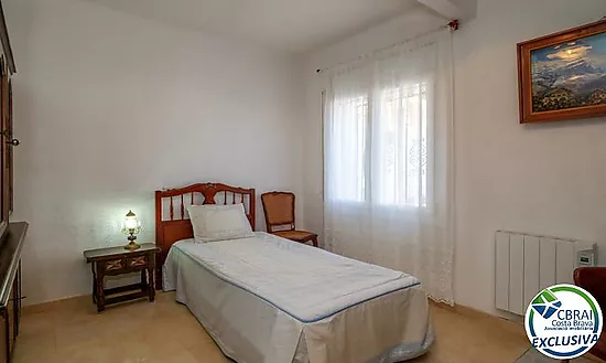 Villa exclusive avec des vues panoramiques spectaculaires sur la mer à El Port de la Selva