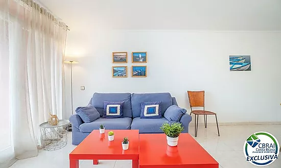 GRAN RESERVA Charming apartment just 50 meters from the beach, with swimming pools, communal garden