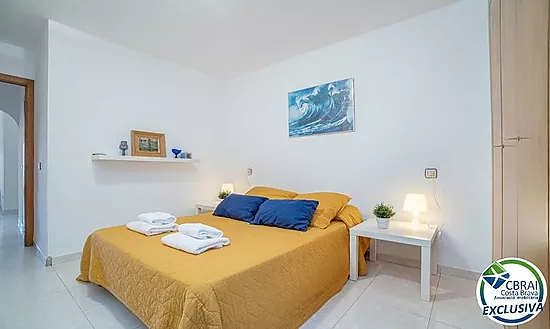 GRAN RESERVA Charming apartment just 50 meters from the beach, with swimming pools, communal garden