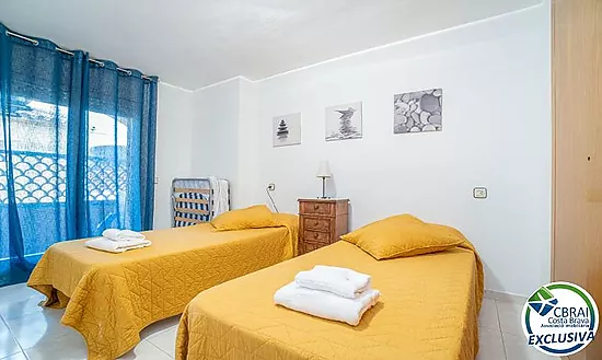 GRAN RESERVA Charming apartment just 50 meters from the beach, with swimming pools, communal garden