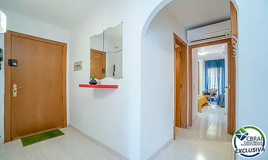 GRAN RESERVA Charming apartment just 50 meters from the beach, with swimming pools, communal garden