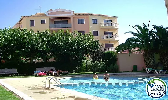 GRAN RESERVA Charming apartment just 50 meters from the beach, with swimming pools, communal garden