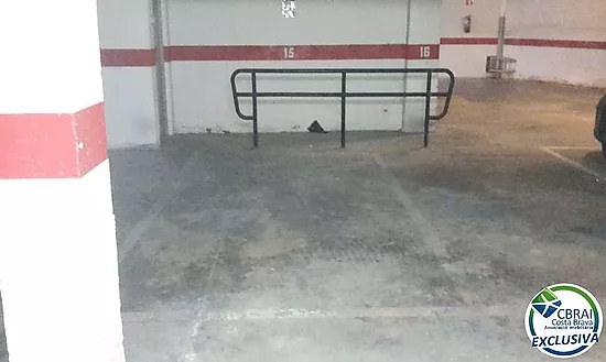 OLIVERA PALAU Secure Parking Space for a Small Car, Motorcycles, Jet Skis and Bicycles