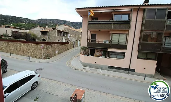 OLIVERA PALAU Secure Parking Space for a Small Car, Motorcycles, Jet Skis and Bicycles