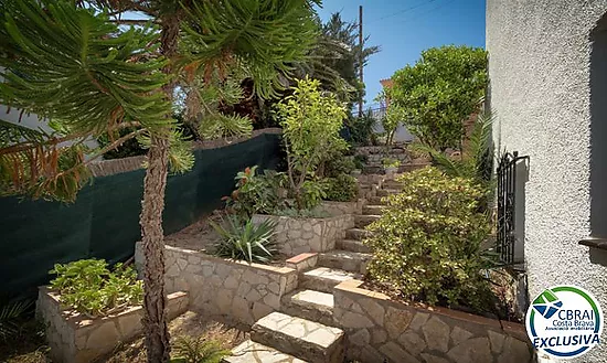 Villa exclusive avec des vues panoramiques spectaculaires sur la mer à El Port de la Selva