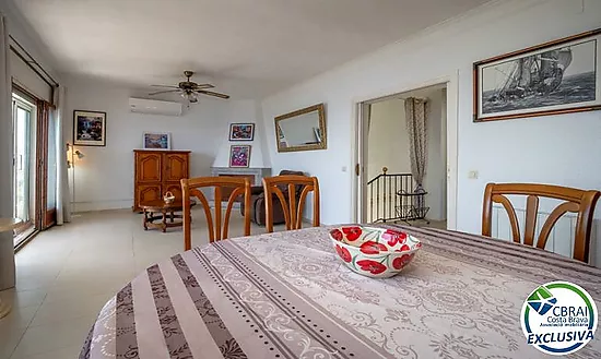 Villa exclusive avec des vues panoramiques spectaculaires sur la mer à El Port de la Selva