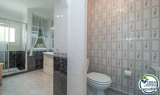 Villa exclusive avec des vues panoramiques spectaculaires sur la mer à El Port de la Selva