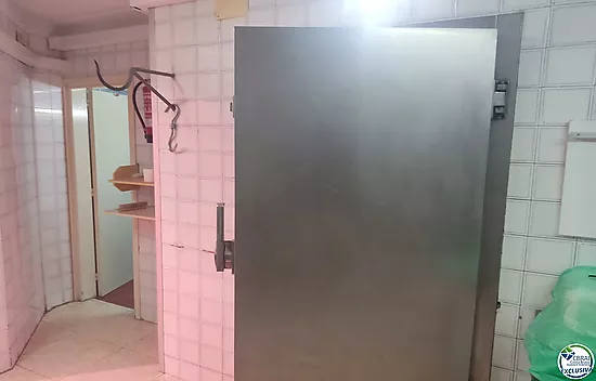 For sale commercial premises, former butcher shop.