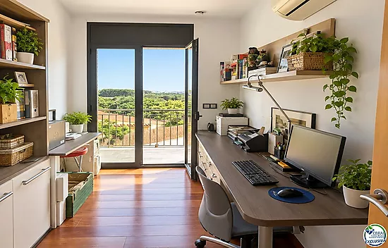 Detached house in Las Garrigues, Roses