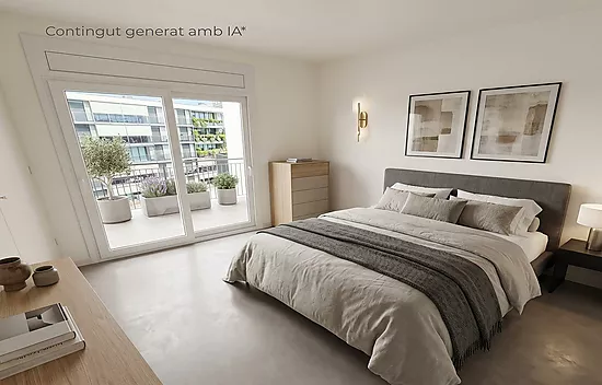 Bright Apartment with Terrace — Top Floor, Santa Margarita, Roses