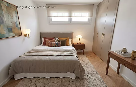 Bright Apartment with Terrace — Top Floor, Santa Margarita, Roses