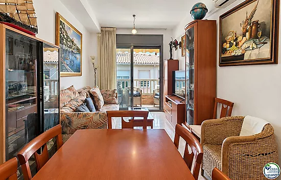 Ático Dúplex de 3 Habitaciones con amplias Terrazas, piscina y Parking