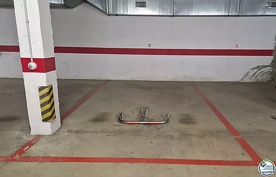 Ático Dúplex de 3 Habitaciones con amplias Terrazas, piscina y Parking