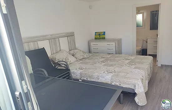 Belle maison avec piscine et appartement d'invités et avec piscine.