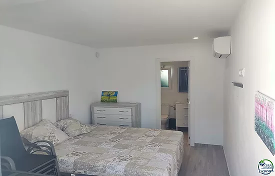 Belle maison avec piscine et appartement d'invités et avec piscine.