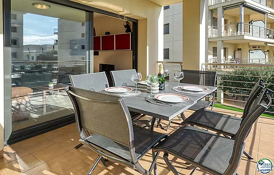 Appartement de standing à Rosas à 50 m de la mer