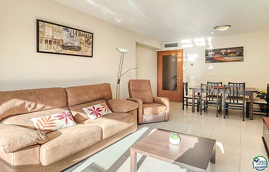 Appartement de standing à Rosas à 50 m de la mer