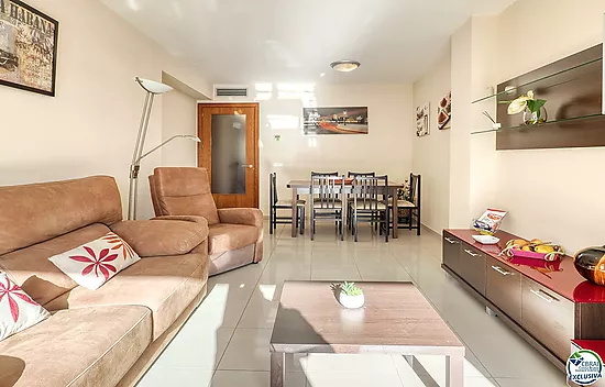 Appartement de standing à Rosas à 50 m de la mer