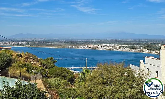 Discover a place where you can slow down, enjoy nature and experience the more peaceful side of Rose