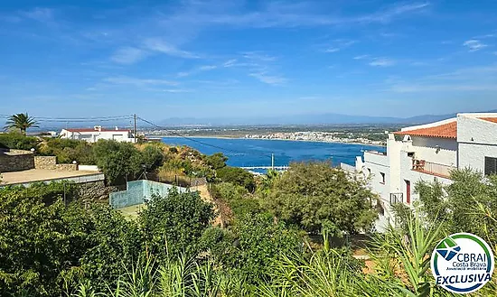 Discover a place where you can slow down, enjoy nature and experience the more peaceful side of Rose